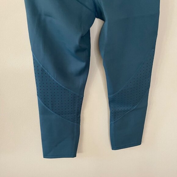 NWT Iris & Ink Leggings Pantaloni Blue Tapestry Workout Med - Picture 5 of 10
